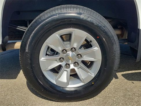 Used 2024 Chevrolet Silverado 1500 LT w/ Protection Package image 7