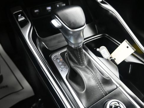 Certified 2022 Kia Sorento EX w/ Panoramic Sunroof Package image 24