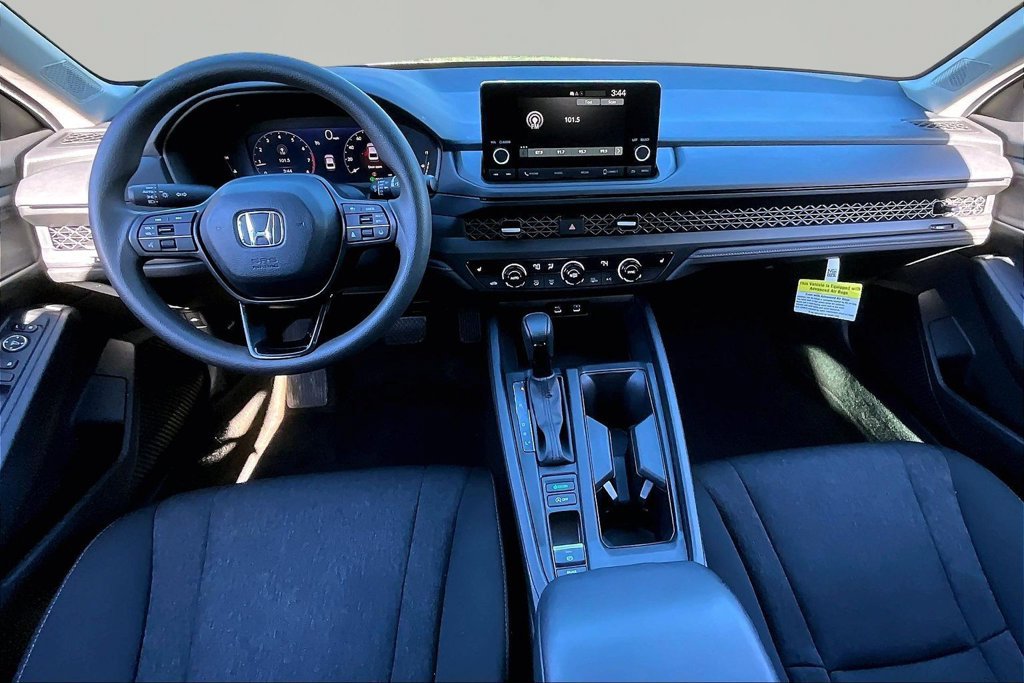 Used 2025 Honda Accord SE image 8