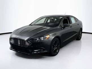 Used 2018 Ford Fusion SE w/ Equipment Group 201A image 1