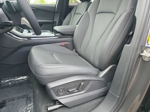 Used 2026 Audi Q7 2.0T Premium Plus w/ Premium Plus Package AWD/4WD image 39