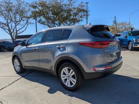 Used 2017 Kia Sportage LX image 6