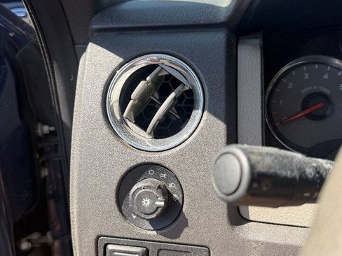 Used 2010 Ford F150 XLT AWD/4WD image 7