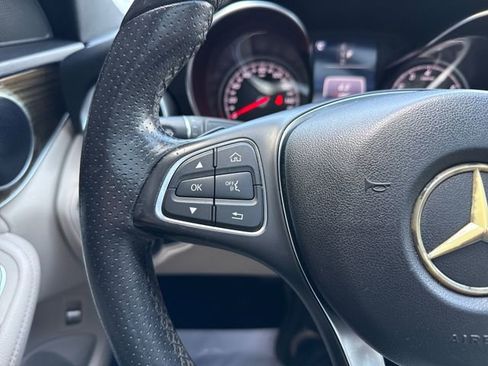 Used 2018 Mercedes-Benz C 300 Sedan image 33