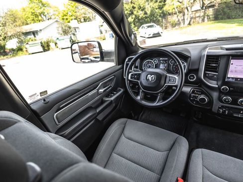 Used 2022 RAM 1500 Big Horn AWD/4WD image 25