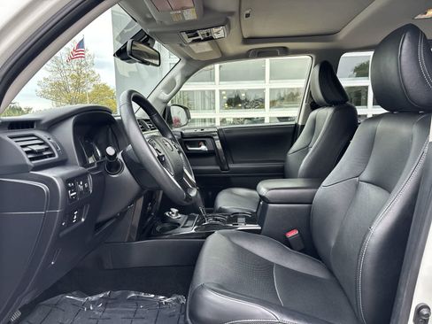 Used 2021 Toyota 4Runner Nightshade AWD/4WD image 9