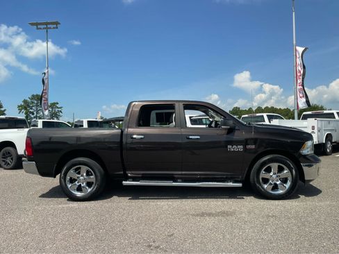 Used 2017 RAM 1500 Big Horn RWD image 4