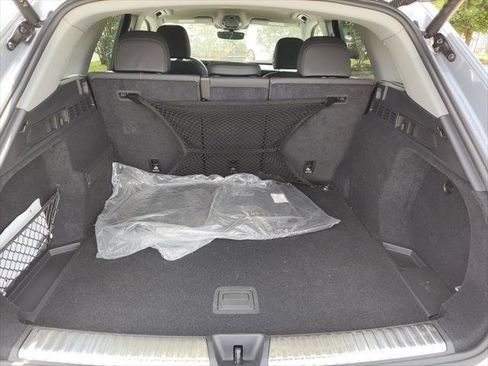 Certified 2025 Audi Q5 Premium w/ Convenience Package AWD/4WD image 9