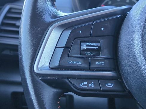 Used 2018 Subaru Crosstrek 2.0i Premium image 21