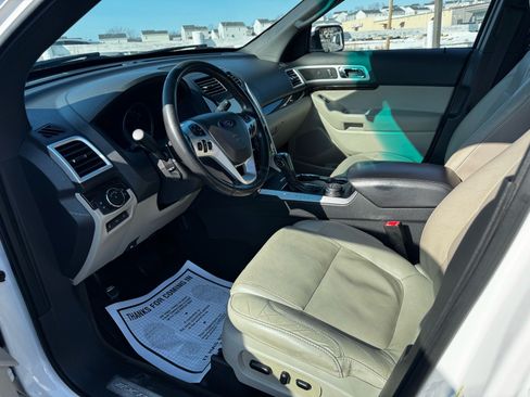 Used 2014 Ford Explorer Limited w/ Equipment Group 302A AWD/4WD image 12