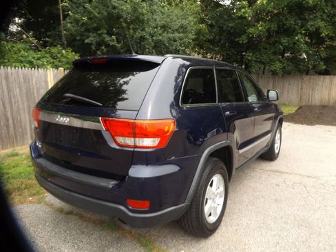 Used 2012 Jeep Grand Cherokee Laredo AWD/4WD image 7