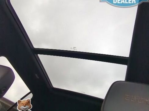 Used 2023 Chevrolet Suburban High Country image 12