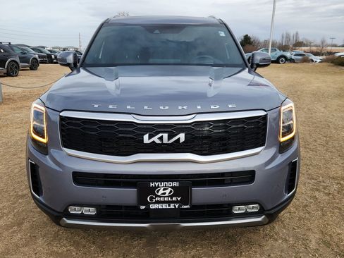 Used 2022 Kia Telluride SX w/ SX Prestige Package image 8