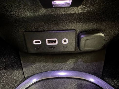 Used 2020 Chevrolet Malibu LT image 29