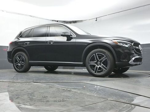 New 2026 Mercedes-Benz GLC 300 image 34