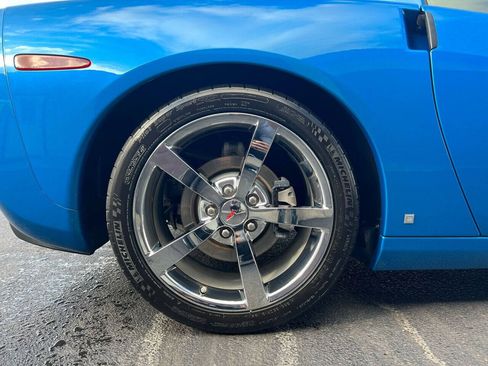 Used 2008 Chevrolet Corvette Coupe w/ Preferred Equipment Group RWD image 25