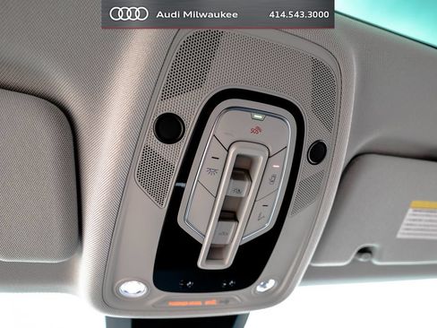 Used 2023 Audi Q8 Premium Plus AWD/4WD image 29