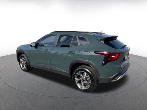 Used 2025 Chevrolet Trax LT image 10