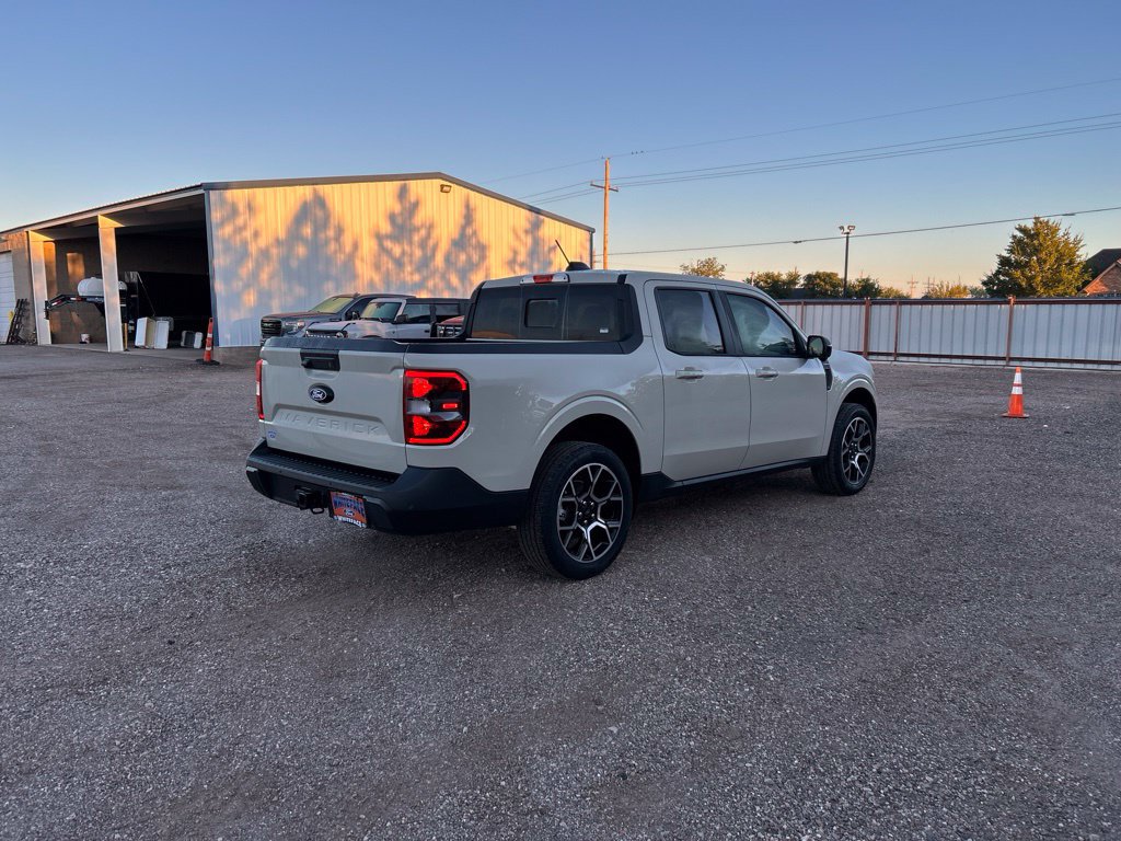 Used 2025 Ford Maverick Lariat w/ 4K Tow Package AWD/4WD image 7