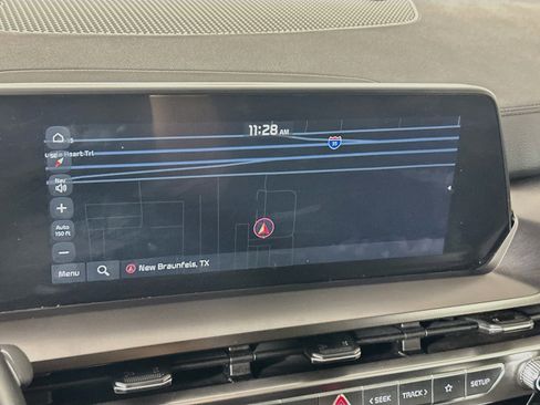 Used 2025 Kia Telluride S FWD image 21