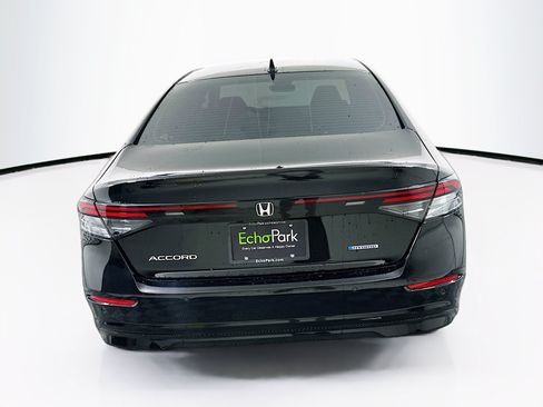 Used 2025 Honda Accord EX-L image 7