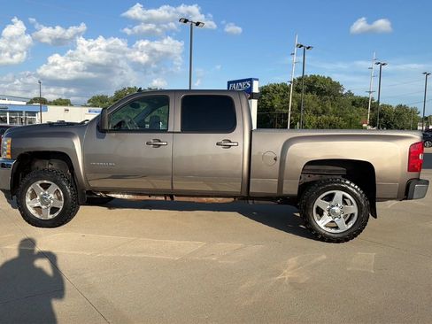 Used 2013 Chevrolet Silverado 2500 LTZ w/ LTZ Plus Package AWD/4WD image 11