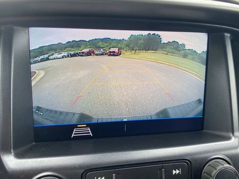 Used 2022 Chevrolet Colorado LT w/ Fleet Safety Package RWD image 26