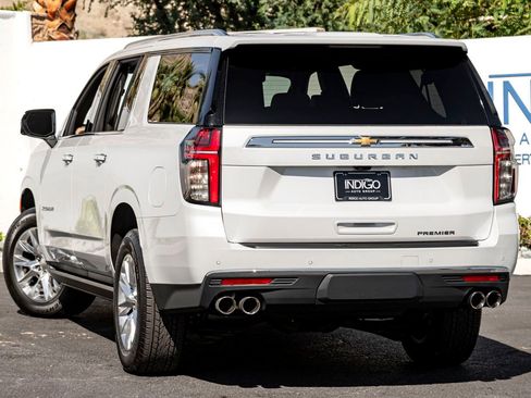 Used 2023 Chevrolet Suburban Premier w/ Premium Package AWD/4WD image 9