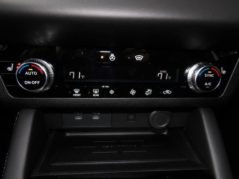 New 2026 Mitsubishi Outlander SE image 20