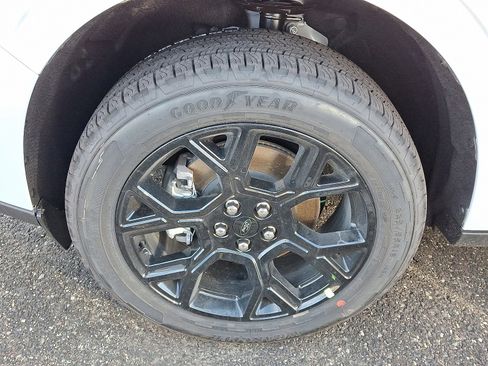 New 2026 Ford Maverick XLT w/ XLT Luxury Package image 4