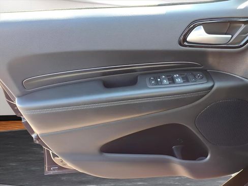 Used 2023 Dodge Durango SXT Launch Edition image 16