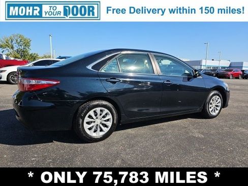 Used 2017 Toyota Camry LE image 8