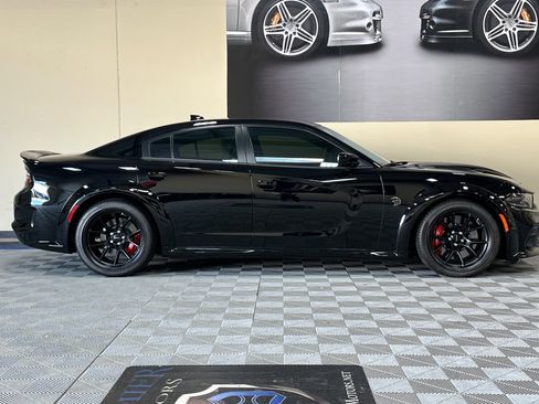 Used 2021 Dodge Charger SRT Hellcat image 3