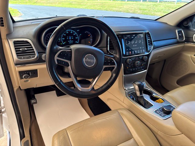 Used 2021 Jeep Grand Cherokee Limited w/ Premium Lighting Group AWD/4WD image 14