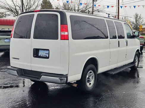 Used 2020 Chevrolet Express 3500 LT w/ LT Preferred Equipment Group image 6