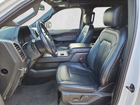 Used 2019 Ford Expedition Max Limited image 16