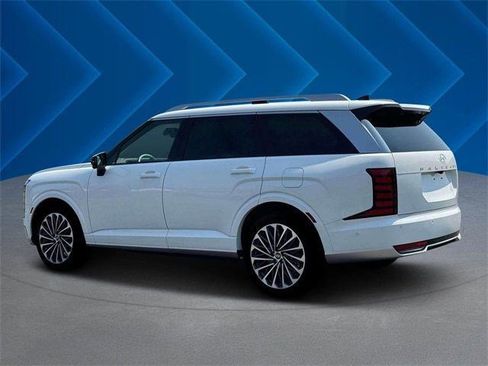 Used 2026 Hyundai Palisade Calligraphy image 5