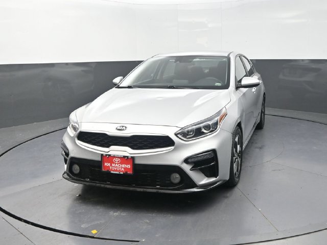 Used 2021 Kia Forte LXS FWD image 2