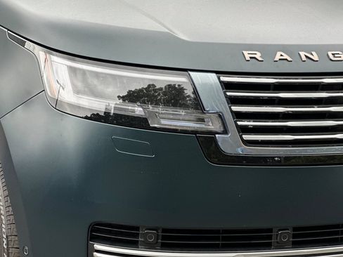 New 2026 Land Rover Range Rover SV image 12