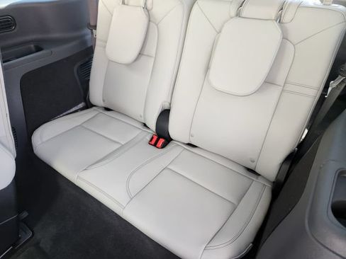 New 2026 Lincoln Aviator AWD image 15
