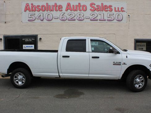 Used 2017 RAM 3500 Tradesman w/ Chrome Appearance Group image 1