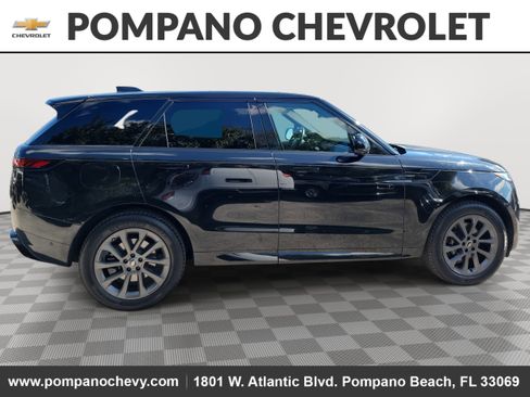Used 2024 Land Rover Range Rover Sport Dynamic SE image 2