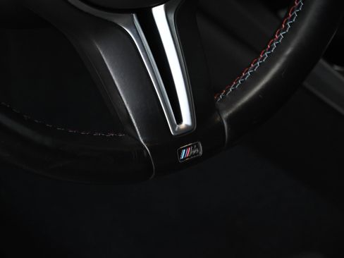 Used 2018 BMW M2 image 24
