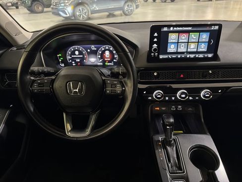 Used 2023 Honda Civic Touring image 27