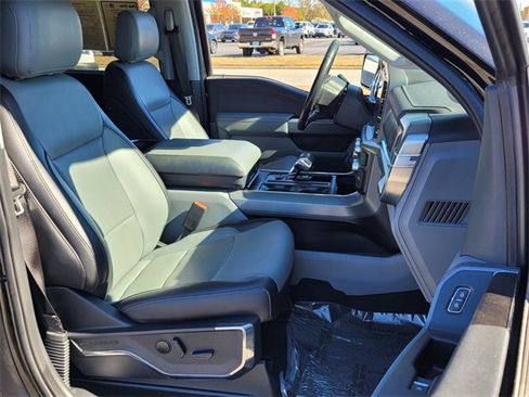 Used 2022 Ford F150 Lariat w/ Equipment Group 501A Mid image 13