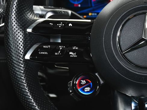 Used 2025 Mercedes-Benz SL 43 AMG image 42