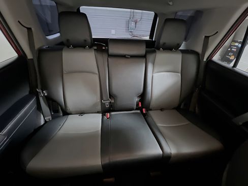 Used 2024 Toyota 4Runner SR5 Premium image 33