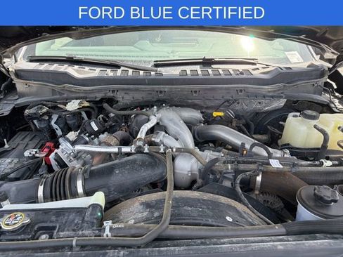 Used 2025 Ford F350 Lariat w/ Black Appearance Package AWD/4WD image 38