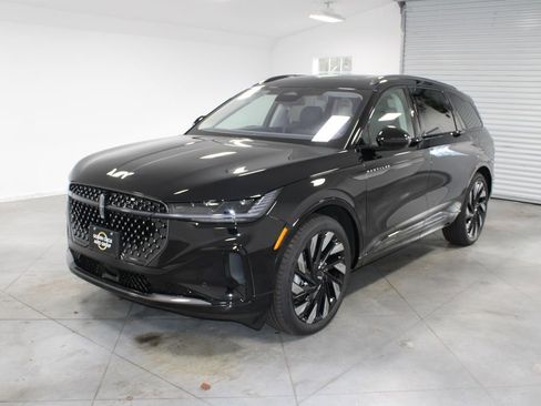 New 2026 Lincoln Nautilus Reserve AWD/4WD image 3