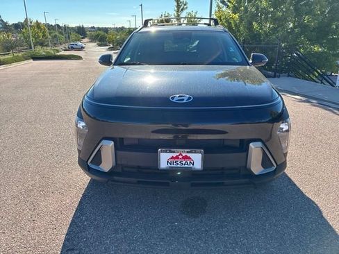 Used 2025 Hyundai Kona SEL AWD/4WD image 2